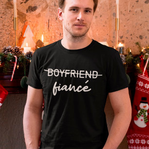 フィアンセフィアンスカップル婚約婚約したボーイフレンド Tシャツ