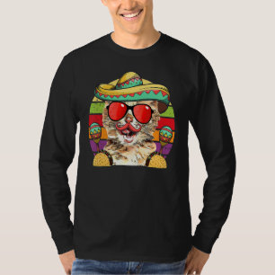 フィエスタキャットソンブレロタコスマラスシンコデマヨ Tシャツ
