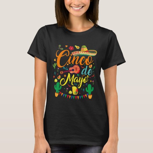フィエスタチンコデマヨおもしろいメキシコパーティー5 De Mayo Tシャツ (正面)