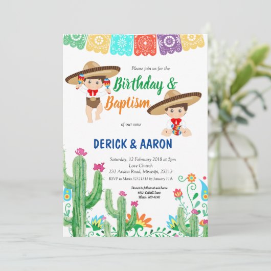 フィエスタ誕生日と双子の少年のためのバプテスマ 招待状 (スタンド正面)