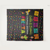 フィエスタ カップル シャワー バックドロップ - ピニャータ タペストリー (正面(横))