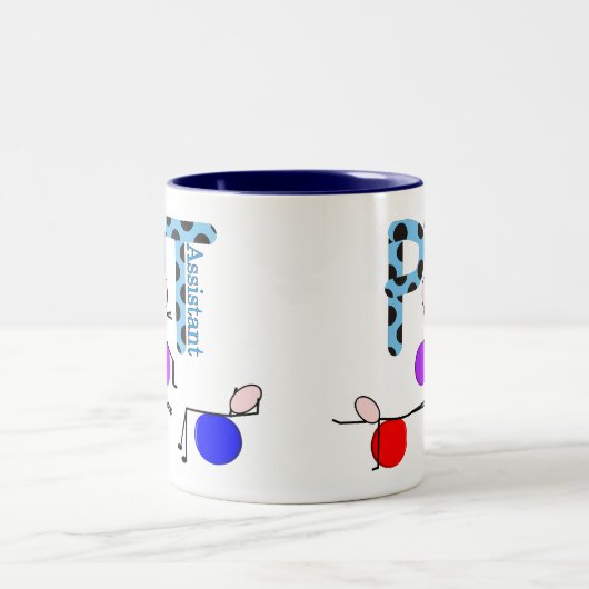 フィジカルセラピーの助手のギフト ツートーンマグカップ (中央)