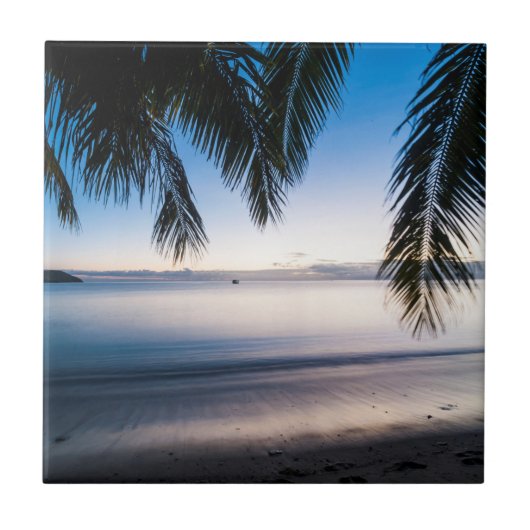 フィジーのサンセット熱帯海景 タイル (正面)