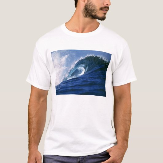 フィジー諸島 タヴァルア クラウドブレイク 波 Tシャツ (正面)