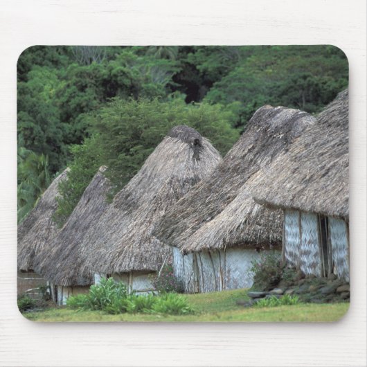 フィジー、ヴィティ、伝統的な小屋の家 マウスパッド (正面)