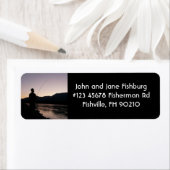 フィッシャーマンシルエット魚釣りアットサンダウン ラベル (インサイチュ)