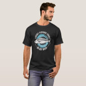 フィッシュハンターとフィッシャーマンの幸運魚釣り4 Tシャツ (正面フル)