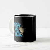 フィッシュ・ミー・ラック・グラフィティ・バス・アート ツートーンマグカップ (正面左)