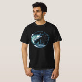 フィッシング - “The Reel Deal” カスタマイズ可能な釣り人 Tシャツ (正面フル)