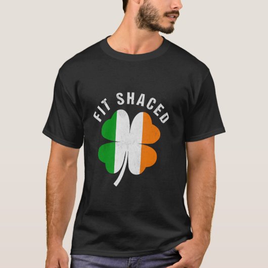 フィットシェッおもしろいドアイリッシュST PATRICKS DAYSh Tシャツ (正面)
