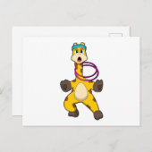 フィットネスでスイングリングをするキリン ポストカード (正面/裏面)