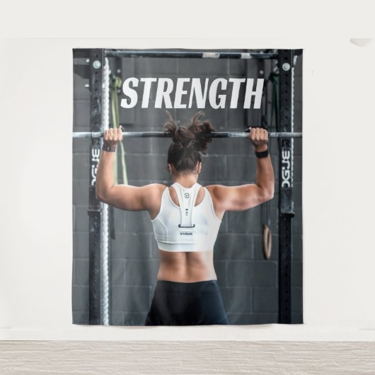 フィットネス 強さ 女性 筋肉 ワークアウト モチベーション タペストリー (正面)