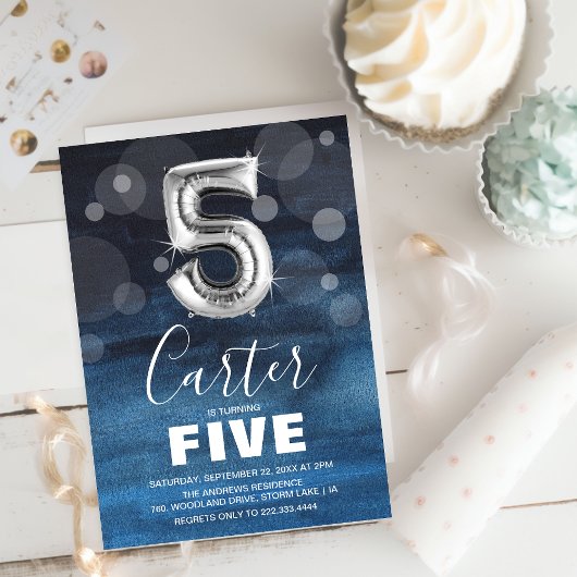 フィフス誕生日シルバーバルーン|青のパーティー 招待状