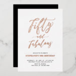 フィフティ&ファブラス |バラ金ゴールド50th Birthday Party 箔招待状<br><div class="desc">50祝歳の誕生日パーティースタイリッシュフォイルの招待で特別な日。このデザインは、クリーンなレイアウトでシックなバラ金ゴールドフォイル文字"Fifty and Fabulous"を備えている。私のショップBaraBomDesignでは、より多くのデザインやパーティーの供給が利用可能である。</div>