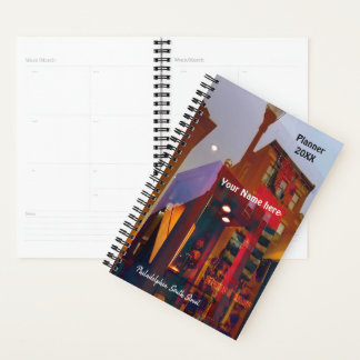 フィラデルフィアの通りに赤い反射 プランナー手帳