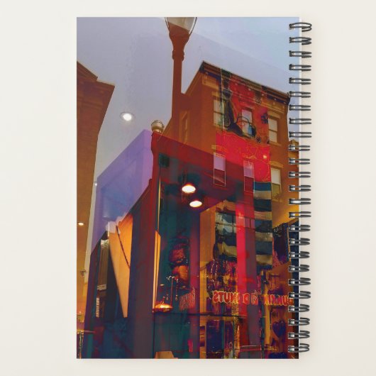 フィラデルフィアの通りへの赤い反射 プランナー手帳 (裏面)