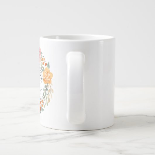 フィリップ4:8ピンクと黄色のフローラリース ジャンボコーヒーマグカップ (裏面)