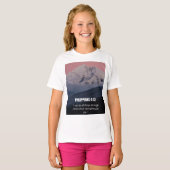 フィリピの人への手紙 4:13 KJV 聖書の詩 山と森 Tシャツ (正面フル)