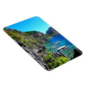 フィリピンのエルニド マグネット (右側)