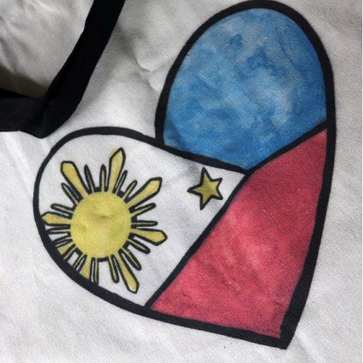 フィリピン国旗ハートアートフィリピーノプライドピネー トートバッグ