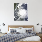 フィリピン沖の台風ルピット キャンバスプリント (インサイチュ (寝室))
