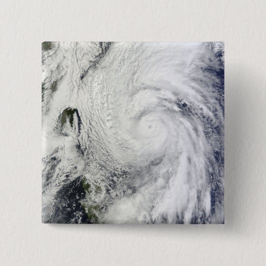 フィリピン海のチャバ台風 缶バッジ (正面)