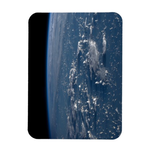 フィリピン海を横切る雲の影 マグネット (縦)