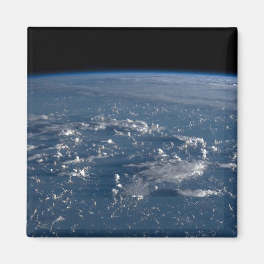 フィリピン海を横切る雲の影 マグネット (正面)