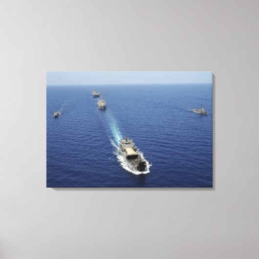フィリピン海軍の船 キャンバスプリント (正面)