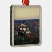 フィレンツェのアルノの川およびPonte Vecchio、 メタルオーナメント (右)