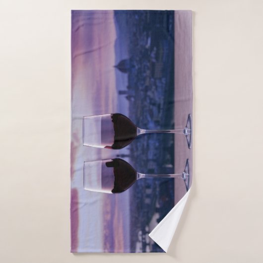 フィレンツェのスカイラインに赤ワインの2つのグラス バスタオル (バスタオル)