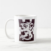 フィンランドのライオンSisuのマグ コーヒーマグカップ (左)