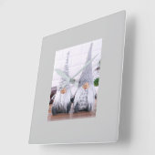 フィンランドの格言が美しくかわいい スクエア壁時計 (傾斜)