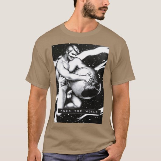 フィンランドのFUKHE WORLDom おもしろい Tシャツ (正面)