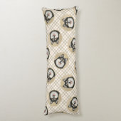 フィンランド絵を描ラプンドの黒犬とタン犬の芸術 ボディピロー (裏面 (縦))