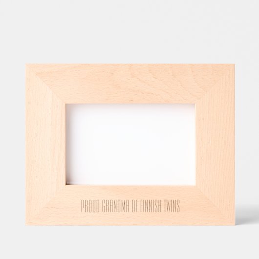 フィンランド誇りを持ったツインおばあちゃん レーザー彫刻フレーム (正面)