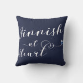 フィンランド，フィンランドのハートスロークッション クッション (裏面)