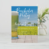 フィールドでのライトビールのグラス 招待状 (スタンド正面)