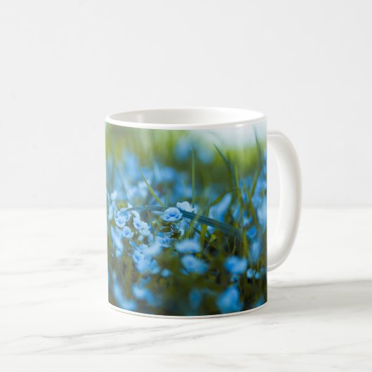 フィールドの春の花 コーヒーマグカップ (正面右)