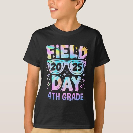 フィールドデイ2025第4学年修旅行先生スタッド Tシャツ (正面)