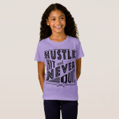 フィールドホッケーのハッスル、衝突は及び決してティーをやめません Tシャツ (正面フル)