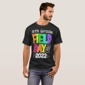 フィールド日付2022赤8等級フィールド日付2022赤8t tシャツ (正面フル)
