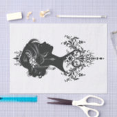 フィ魅力的リグリーを着た女性のシルエット華美 薄葉紙 (クラフト)