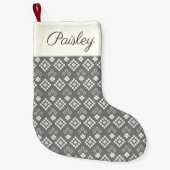 フェアアイルグレーとホワイトスターのセーターパターン スモールクリスマスストッキング (正面)