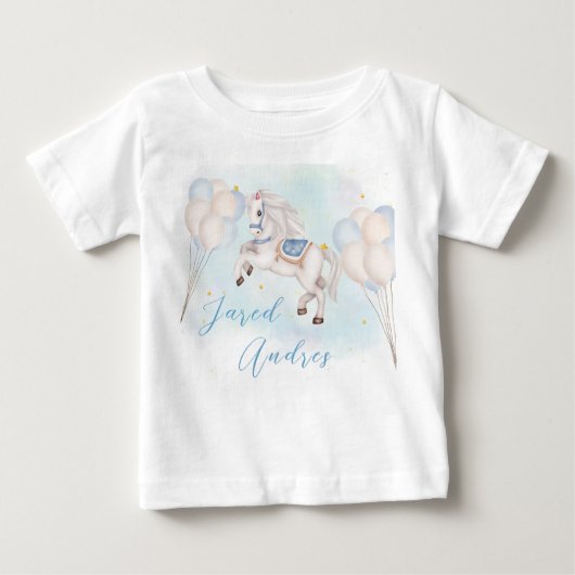 フェアヤブルベビーポニーブルーバルーンスター誕生日ボーイ ベビーTシャツ (正面)
