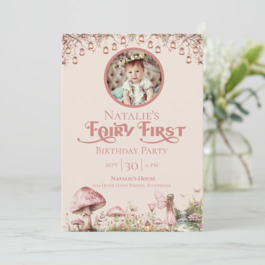 フェアリーファーストテーマガールの最初の誕生日パーティー写真 招待状 (スタンド正面)