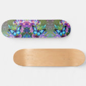 フェアリー白熱［赤熱］光を放つガーデンに青い蝶 スケートボード (横)