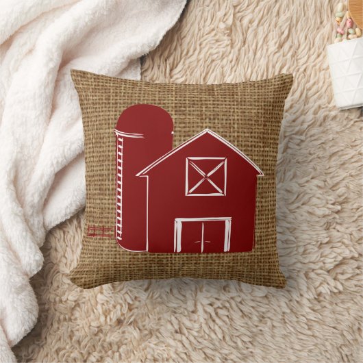 フェイクなバーラップのサイロが付いている伝統的で赤い納屋 クッション (ブランケット)