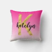 フェイクな金ゴールドのグリッターの大文字Kのピンクの勾配 クッション (裏面)