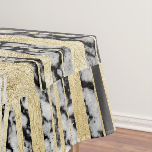 フェイクな金ゴールドのモダンな白黒の大理石は縞で飾ります テーブルクロス (インサイチュ)